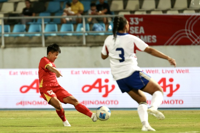 SEA Games 33 Football, Philippines 0-0 Vietnam: Huynh Nhu ចូលទីលាន - រូបថត ២.