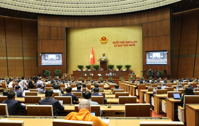 18 người đứng đầu và cấp phó bị cách chức do để xảy ra tham nhũng- Ảnh 2. 18 người đứng đầu và cấp phó bị cách chức do để xảy ra tham nhũng- Ảnh 2.