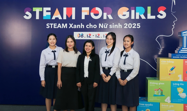 Nữ sinh Việt Nam, Thái Lan, Malaysia tranh tài STEAM - Ảnh 3.