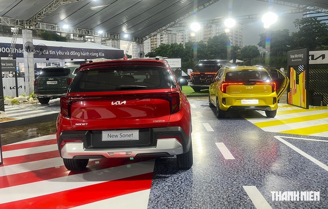 Loạt SUV đô thị cỡ nhỏ giảm giá mạnh, nhiều mẫu khởi điểm chỉ hơn 400 triệu - Ảnh 1.