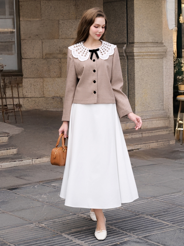 Chân váy dài phối áo khoác dáng ngắn, cặp đôi giúp nàng nổi bật cả ngày Chân váy dài phối áo khoác dáng ngắn, cặp đôi giúp nàng nổi bật cả ngày- Ảnh 2.