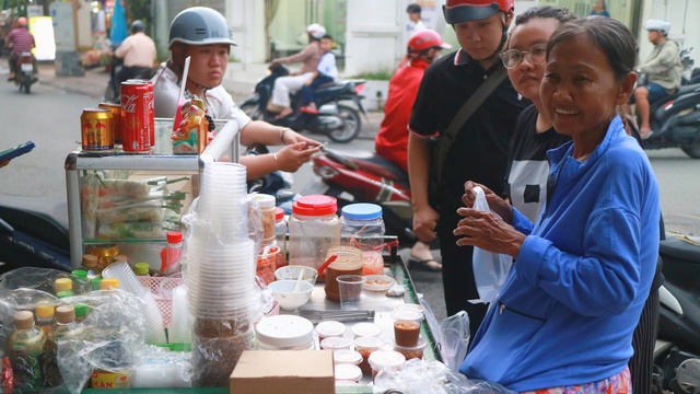 Niềm vui của người mẹ suy thận - Ảnh 3.