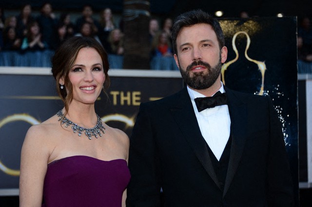 Bạn trai ‘không vui’ khi Jennifer Garner ngày càng gắn bó chồng cũ Ben Affleck- Ảnh 1.