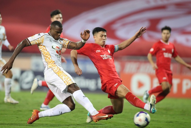 Nóng 'chợ' chuyển nhượng giữa mùa V-League- Ảnh 1.