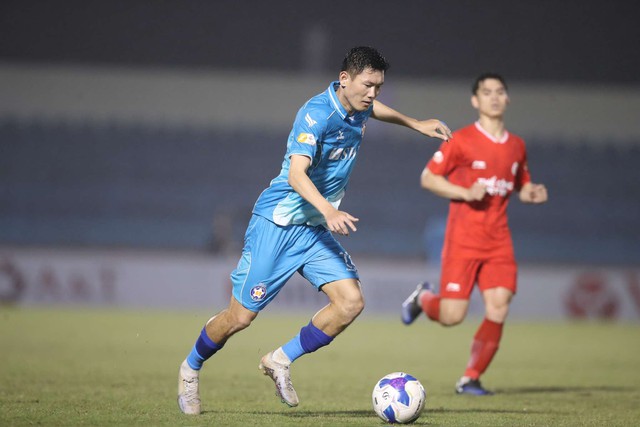 Bảng xếp hạng vòng 13 V-League: Thanh Hóa lỡ cơ hội lên đỉnh bảng, Đà Nẵng vẫn dưới đáy- Ảnh 3.