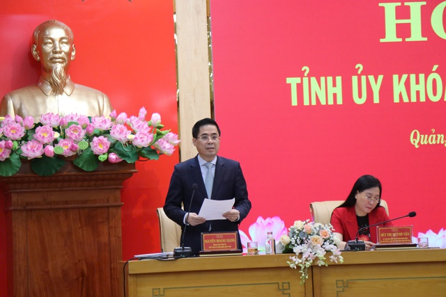Quảng Ngãi tiếp tục giảm hơn 20% công chức, viên chức sau hợp nhất các sở- Ảnh 2.