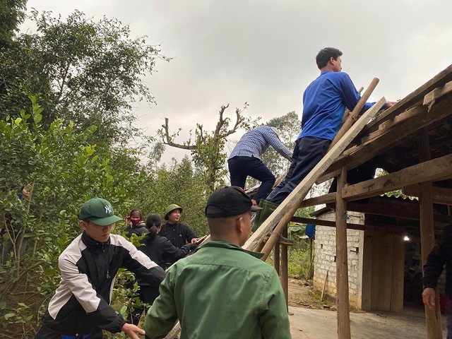 Góp 20.000 ngày công xóa nhà tạm, nhà dột nát - Ảnh 3.