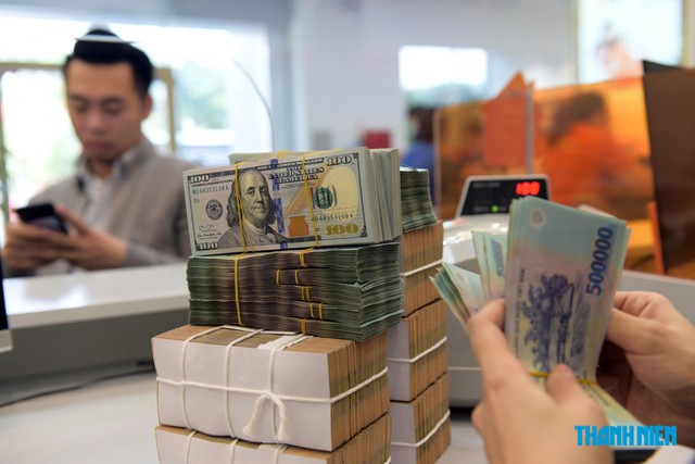 Bán hàng cả trực tiếp lẫn online, xuất hóa đơn thế nào?