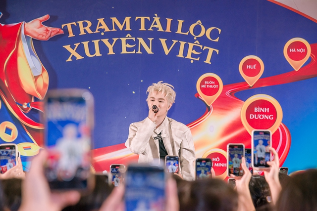 Tưng bừng đón xuân, rinh ngay lộc vàng tại các Trạm Tài Lộc Xuyên Việt của PNJ- Ảnh 3.