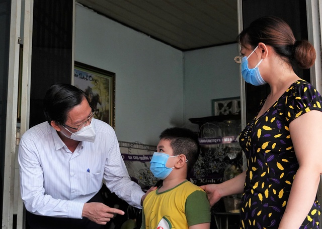 Ông Phan Văn Mãi: 'Rất mừng là kinh tế xã hội TP.HCM chuyển biến tích cực'- Ảnh 4. Ông Phan Văn Mãi: 'Rất mừng là kinh tế xã hội TP.HCM chuyển biến tích cực'- Ảnh 4.