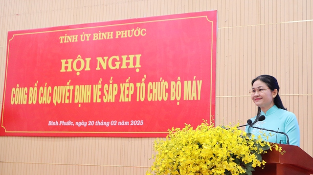 Bình Phước: Điều động, bổ nhiệm cán bộ sau sắp xếp tổ chức bộ máy- Ảnh 4.