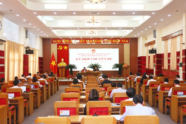 Miễn nhiệm Phó chủ tịch HĐND tỉnh khánh hòa Trần Mạnh Dũng - Ảnh 1.