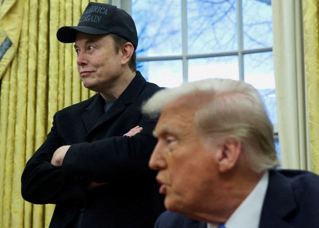 Tổng thống Trump yêu cầu Elon Musk quyết đoán hơn trong cải cách chính phủ - Ảnh 1.