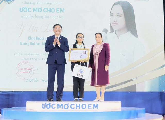 Cô sinh viên Gié Triêng và hành trình đạt học bổng Mỹ- Ảnh 2.