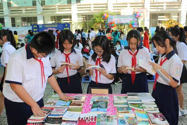 Đăng ký dạy thêm học thêm: Chỉ đạo phòng tài chính hướng dẫn đăng ký kinh doanh - Ảnh 1.