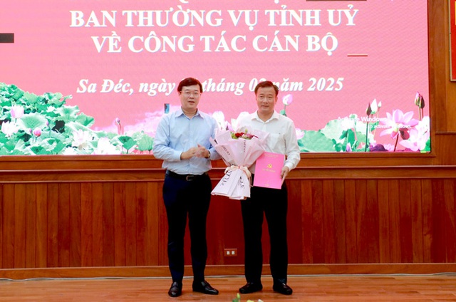 Phó chủ tịch tỉnh Đồng Tháp Nguyễn Phước Thiện giữ chức Bí thư Thành ủy Sa Đéc- Ảnh 1.