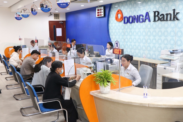 Xuân đến nhà, Lộc đến tay - Giao dịch ngay cùng DongA Bank- Ảnh 1.