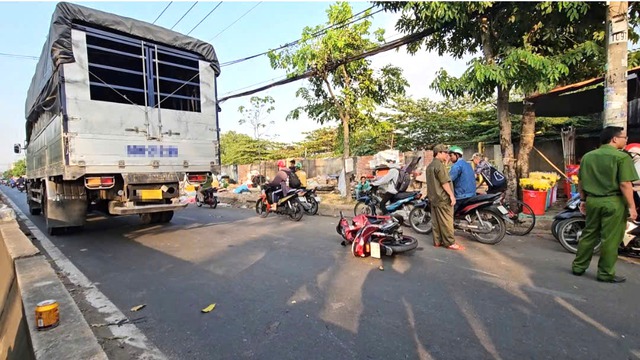 Chạy xe đến trường đón cháu, ông gặp tai nạn tử vong- Ảnh 1.