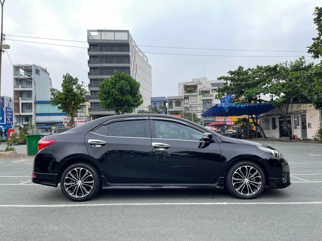 4 xe sedan cũ 'ăn chắc mặc bền' dưới 500 triệu đồng - Ảnh 4. 4 xe sedan cũ 'ăn chắc mặc bền' dưới 500 triệu đồng - Ảnh 4.