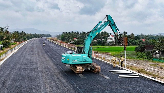 Hoàn thành cao tốc Quảng Ngãi - Bình Định trong năm nay- Ảnh 2.