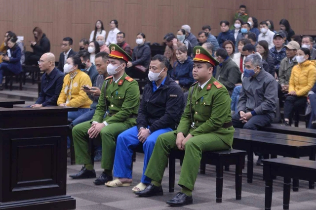 Vụ cháy 56 người chết: Tòa nhà xây sai phép, 'không khác gì chiếc hộp kín' - Ảnh 1.
