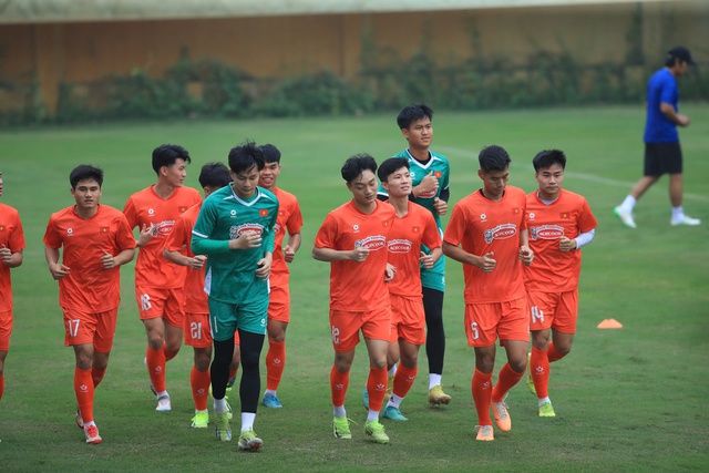 Thế hệ 'lửng lơ' của U.23 Việt Nam khiến thầy Kim khó nghĩ - Ảnh 3.