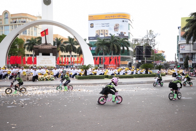 Ấn tượng Lễ hội đường phố 'Buôn Ma Thuột - Điểm đến của cà phê thế giới' - Ảnh 12.