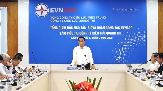 Tổng gi&aacute;m đốc Tổng c&ocirc;ng ty Điện lực miền Trung l&agrave;m việc tại Quảng Trị- Ảnh 2.
