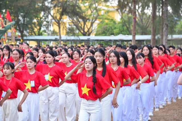 Tháng Thanh niên: Tuổi trẻ Đà Nẵng nỗ lực cống hiến vì cộng đồng - Ảnh 1.