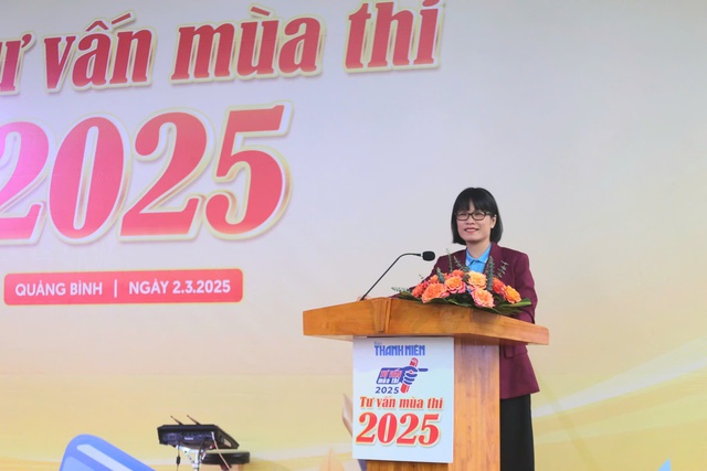 Tư vấn mùa thi: Đại diện Bộ GD-ĐT giải đáp thắc mắc tuyển sinh năm 2025- Ảnh 7.