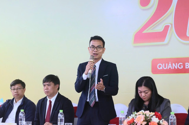 Tư vấn mùa thi: Đại diện Bộ GD-ĐT giải đáp thắc mắc tuyển sinh năm 2025- Ảnh 12.