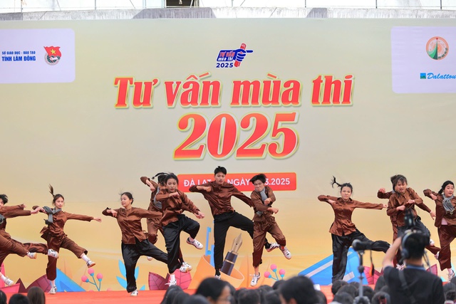 Chăm nhảy, m&uacute;a văn nghệ gi&uacute;p &iacute;ch g&igrave; cho học sinh, sinh vi&ecirc;n? - Ảnh 3.