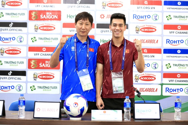 HLV đội L&agrave;o n&oacute;i điều bất ngờ về Tiến Linh, tuy&ecirc;n bố sẽ &lsquo;bắt&rsquo; Việt Nam phải chia điểm- Ảnh 3.