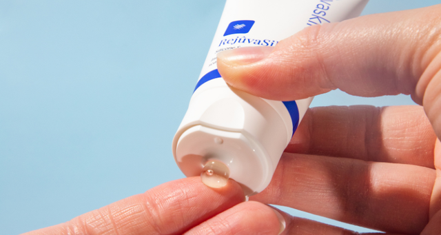 Những điều n&ecirc;n v&agrave; kh&ocirc;ng n&ecirc;n khi d&ugrave;ng gel silicone để trị sẹo hiệu quả - Ảnh 1.