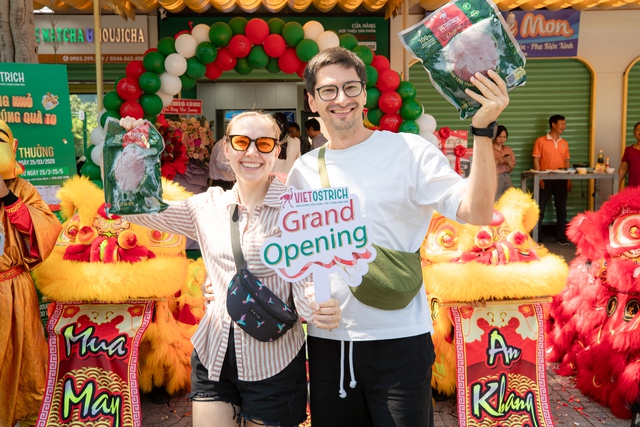 Khatoco ra mắt thương hiệu thịt đ&agrave; điểu VietOstrich - Ảnh 2.