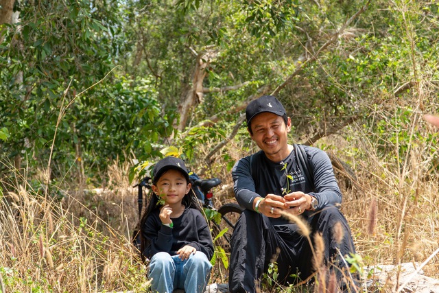 Cuộc sống 'gà trống nuôi con' của diễn viên Hồ Quang Mẫn - Ảnh 1.