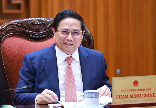 Tăng thêm bác sĩ, giáo viên về cơ sở, vùng sâu  - Ảnh 1.