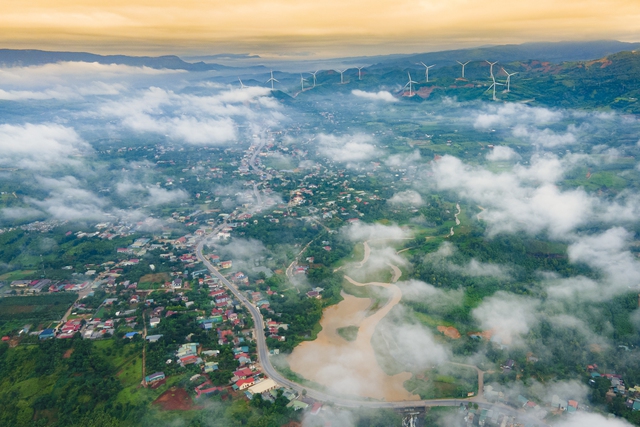 'Trung ương còn chưa quyết, sao cán bộ địa phương đã tâm tư?'- Ảnh 6. 'Trung ương còn chưa quyết, sao cán bộ địa phương đã tâm tư?'- Ảnh 6.
