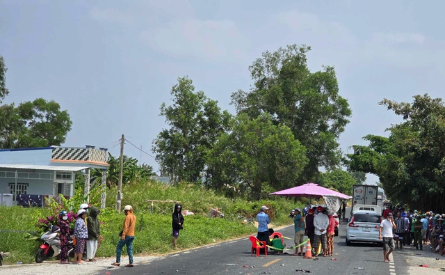 C&agrave; Mau: &Ocirc; t&ocirc; va chạm xe m&aacute;y, 1 người tử vong tại chỗ- Ảnh 1.
