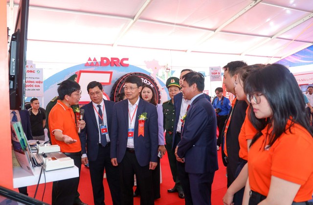 FPT hơn hai thập kỷ đồng hành cùng Đà Nẵng đột phá công nghệ - Ảnh 2.