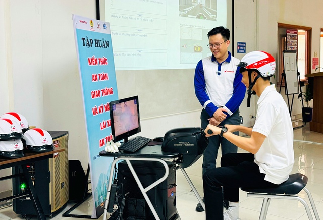 Hơn 26 triệu người được tiếp cận và đào tạo an toàn giao thông - Ảnh 4.