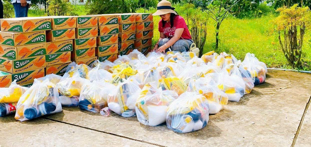 Hoa hậu Hellen Yến Phạm: Vẻ đẹp tr&iacute; tuệ v&agrave; l&ograve;ng nh&acirc;n &aacute;i - Ảnh 3.