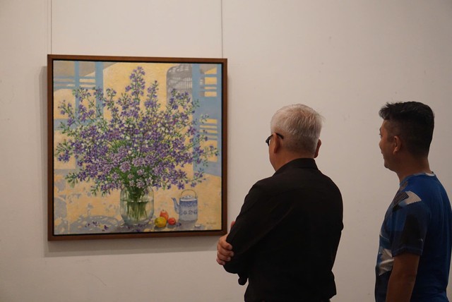 Triển l&atilde;m 'Xu&ocirc;i d&ograve;ng s&ocirc;ng Thu 2025' g&acirc;y quỹ x&acirc;y nh&agrave; cho người ngh&egrave;o miền Trung- Ảnh 2.