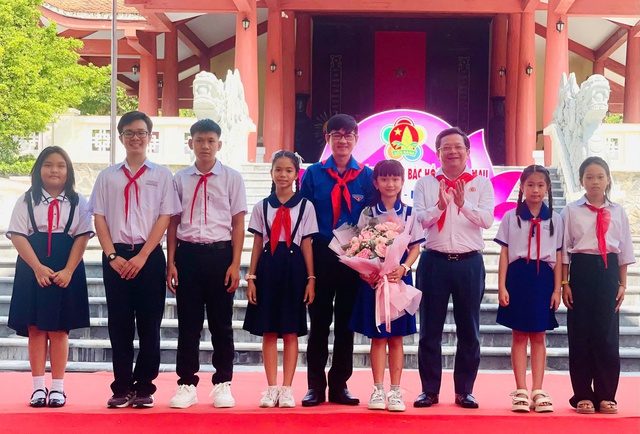  Thiếu nhi C&agrave; Mau noi gương cha anh, phấn đấu trở th&agrave;nh Ch&aacute;u ngoan B&aacute;c Hồ - Ảnh 4.