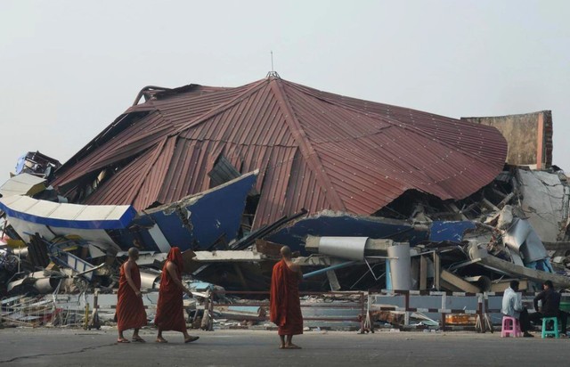 Đoàn cứu hộ Bộ Công an sang Myanmar hỗ trợ khắc phục hậu quả động đất - Ảnh 2.