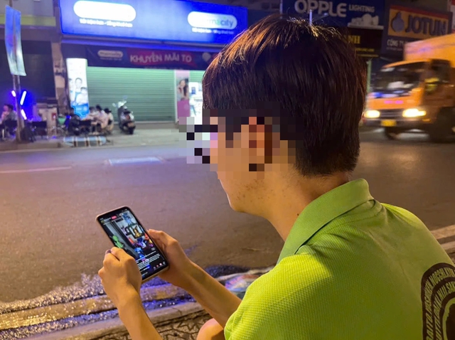 Hơn 1,5 triệu người xem livestream của ViruSs: Vì sao người trẻ lại thích ‘hít drama’? - Ảnh 2.