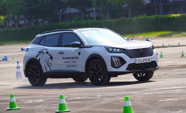 Skoda sắp bán mẫu xe đầu tiên lắp ráp tại Việt Nam: Cẩn thận khâu định giá - Ảnh 3.