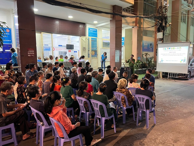 TP.HCM ra quân 22 tổ công tác tuyên truyền nhà trọ khắc phục vi phạm PCCC- Ảnh 1.