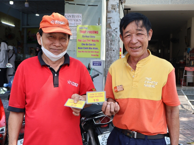 Chuyện tử tế ở TP.HCM: Cơm treo 'khác lạ' của bà chủ 8X đến từ Hà Nội- Ảnh 9.
