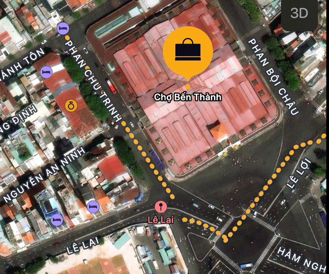 Công an triệu tập 9 người vụ khiêng 'quan tài' trước chợ Bến Thành- Ảnh 2.